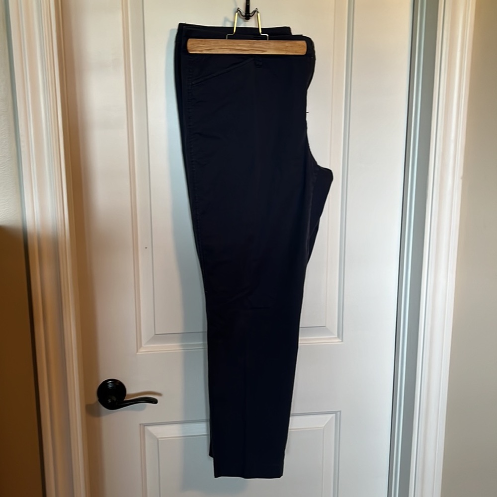 Old Navy pixie Secret slim pockets - Picture 7 of 7